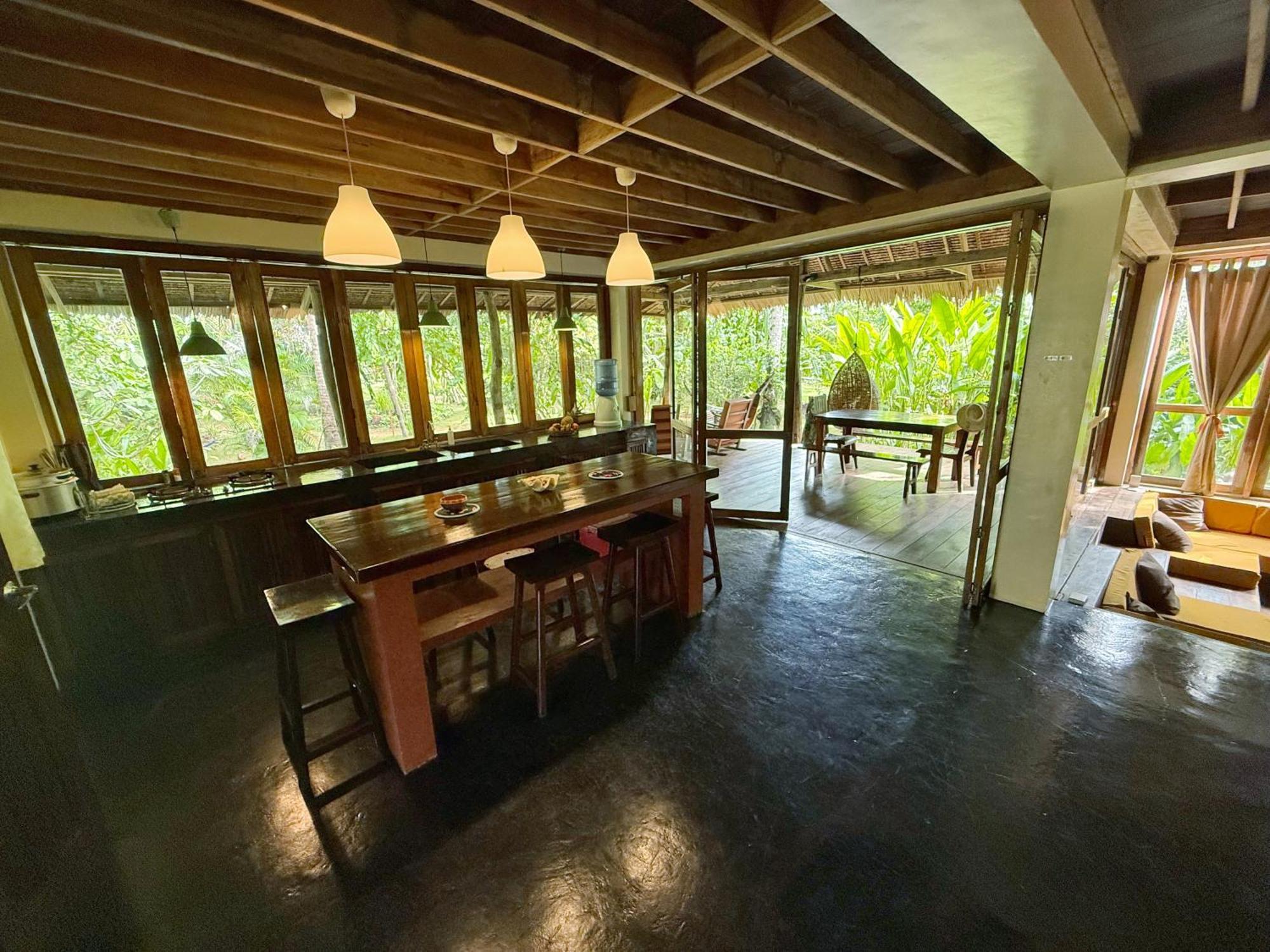 Emerald House Village General Luna  Exterior photo