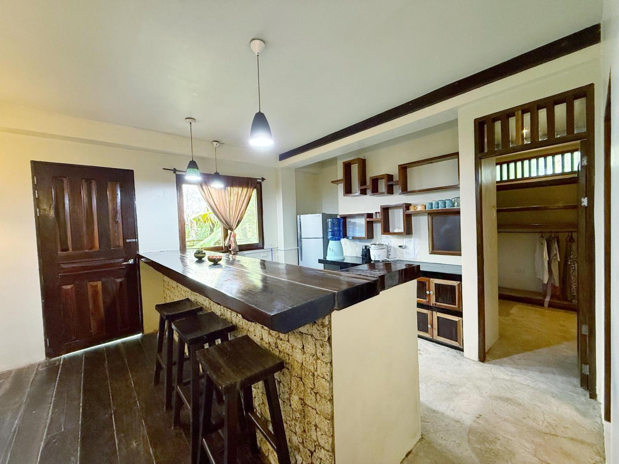 Emerald House Village General Luna  Exterior photo